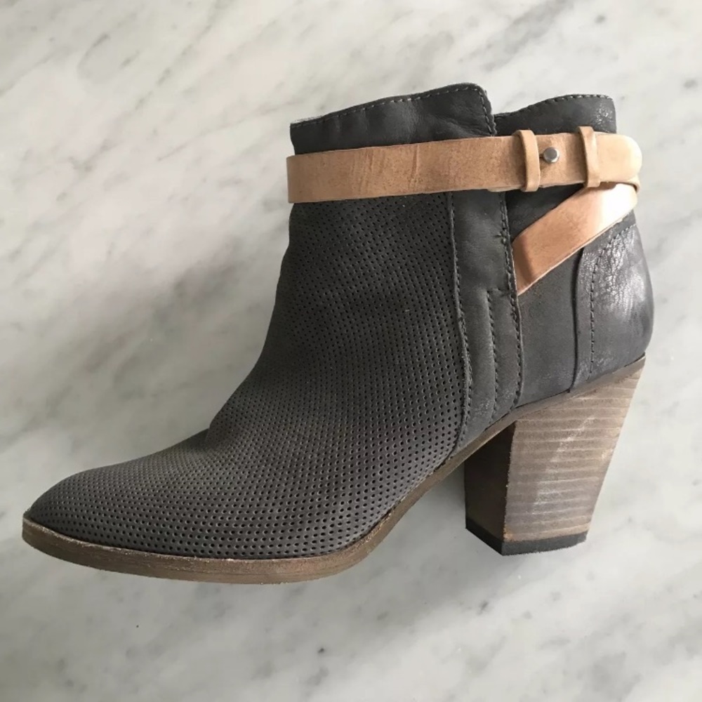 DOLCE VITA Grey Leather Heeled bootie Size 8.5 - Picture 2 of 8